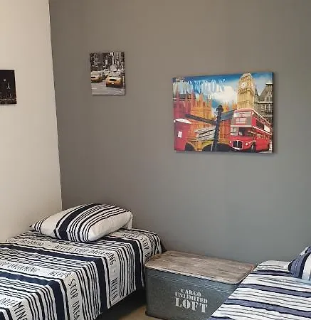Petite Maison En Pierre Au Coeur Du Perigord Noir Proche De Sarlat Et Rocamadour *